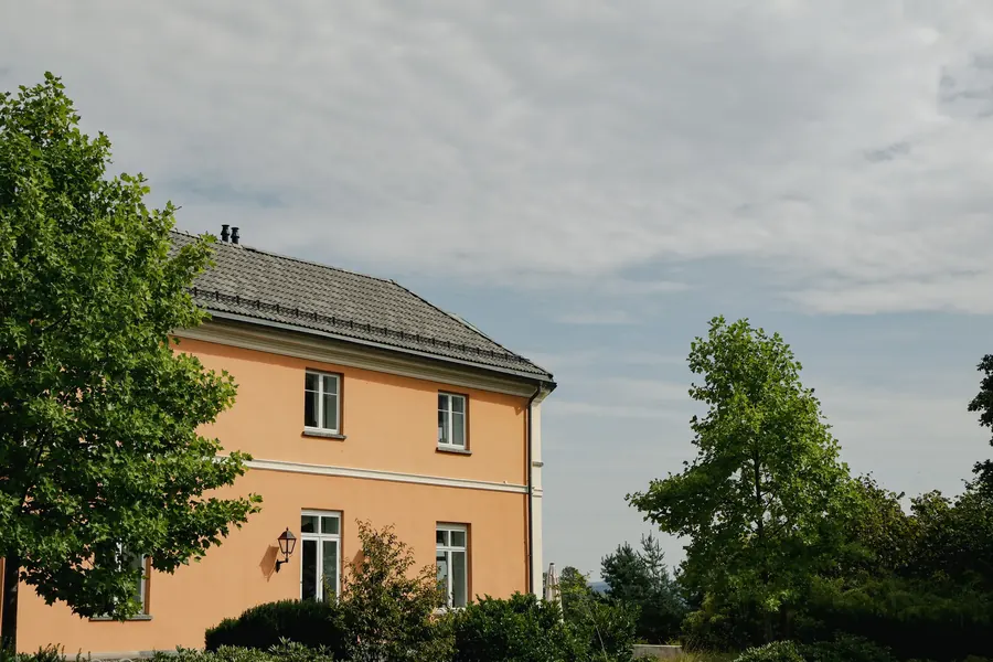 The façade