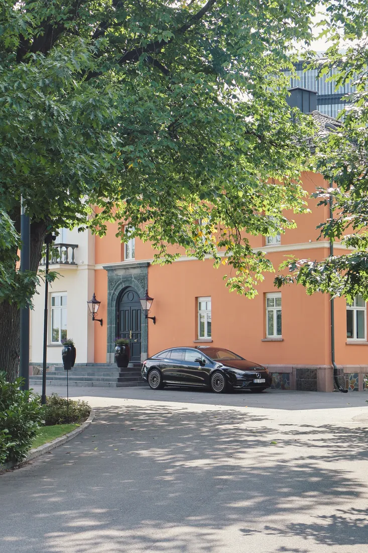Oppkjørselen til Chitra House